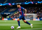 恩里克：这是登贝莱本赛季踢得最好的比赛；要管理其出场时间