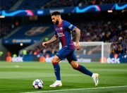 恩里克：这是登贝莱本赛季踢得最好的比赛；要管理其出场时间