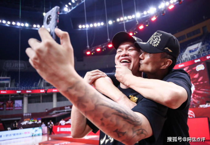 九游娱乐网址-美国资产越来越高CBA零元卖队乏人问津(美国犹太家族财团五大巨头)