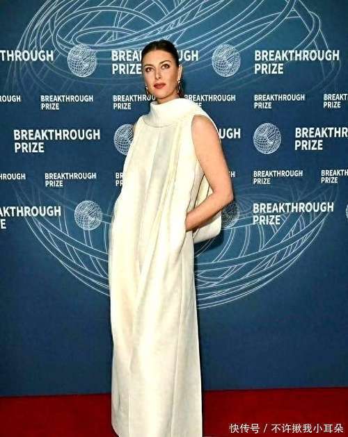 关于辽宁男篮“硬汉”娶回网球界气质女神！甜蜜求婚现场曝光的信息